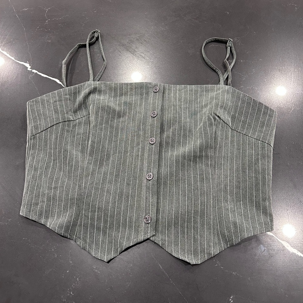 NWT Motel Rocks Gray Pinstriped Strappy Crop Top Y2K Edgy Chic Summer